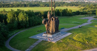 Благоустройство памятников в Новороссийске от 919 руб. – компания ТротуарнаяПлитка