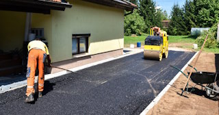 Асфальтирование тротуаров в Новороссийске - цена от 3573 руб. в ТротуарнаяПлитка